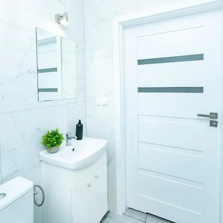 Batorego 18 - Yellow - Stacja Metra 300m - Underground Station 300m - Better Appartement