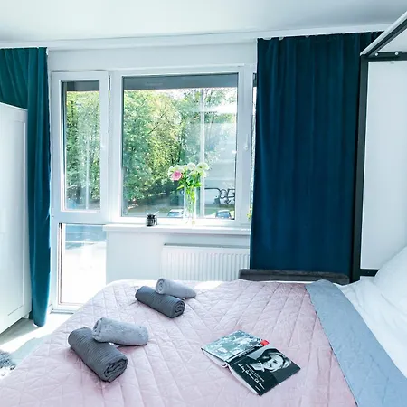 Batorego 18 - Yellow - Stacja Metra 300m - Underground Station 300m - Better * Warszawa