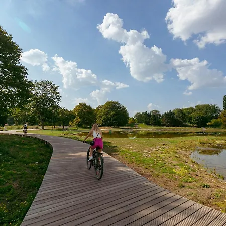 Batorego 18 - Yellow - Stacja Metra 300m - Underground Station 300m - Better Apartament